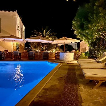 אפרטהוטל ספצס Economou Mansion מראה חיצוני תמונה
