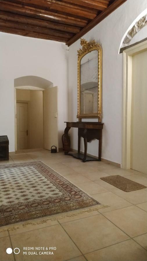 אפרטהוטל ספצס Economou Mansion מראה חיצוני תמונה